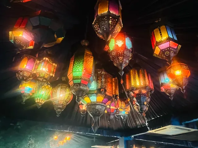 Shisha Cafe Sunset Road مطعم عربي/ شيشة(مطعم و مقهى شيشة)