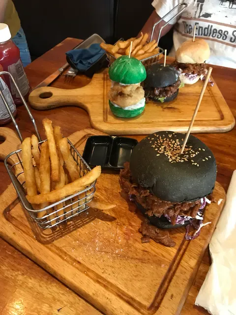 Stakz Bar & Grill