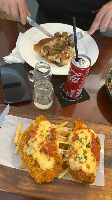 Stakz Bar & Grill