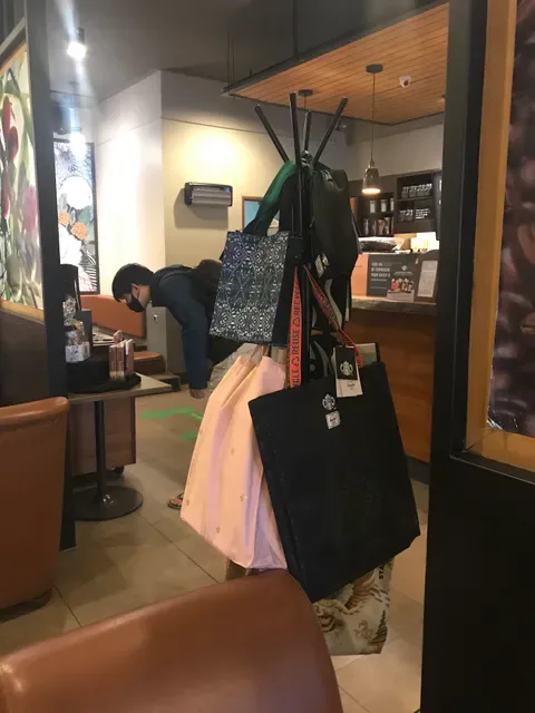 Starbucks Cafe Sunset Star