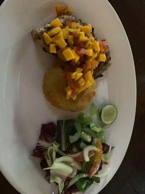 Swell Bar & Restaurant