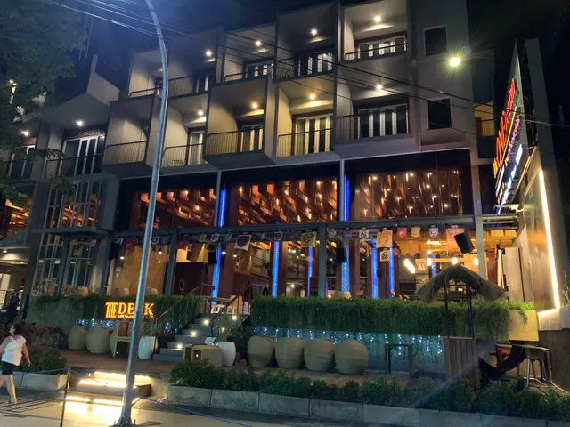 The DECK Resto & Bar