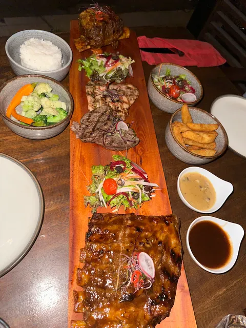 The Island Grill & Lounge