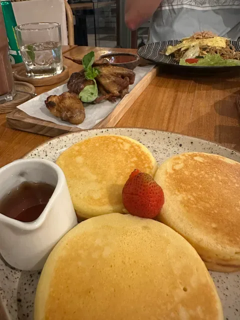 Three Coins Coffee & Eatery
