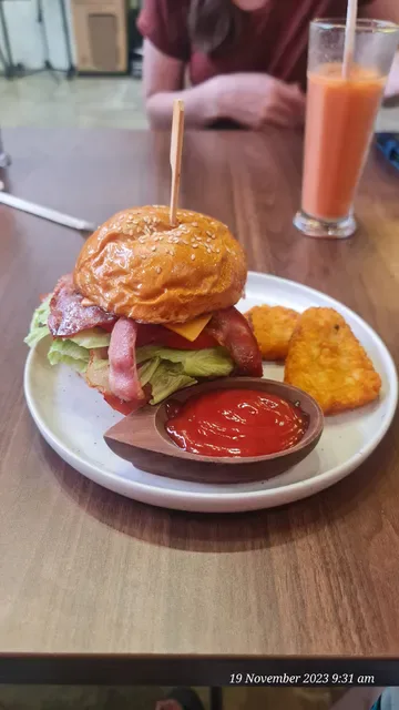 Three Kings Cafe Bali