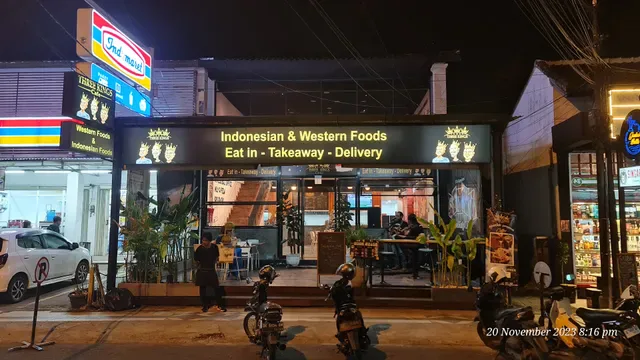 Three Kings Cafe Bali