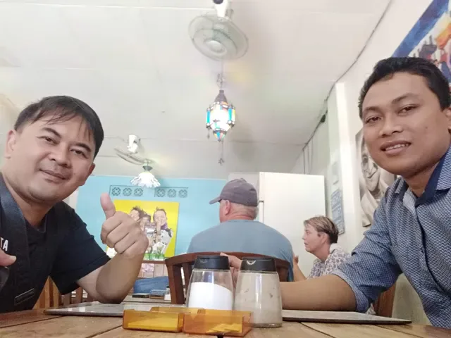 Tommy's Cafe