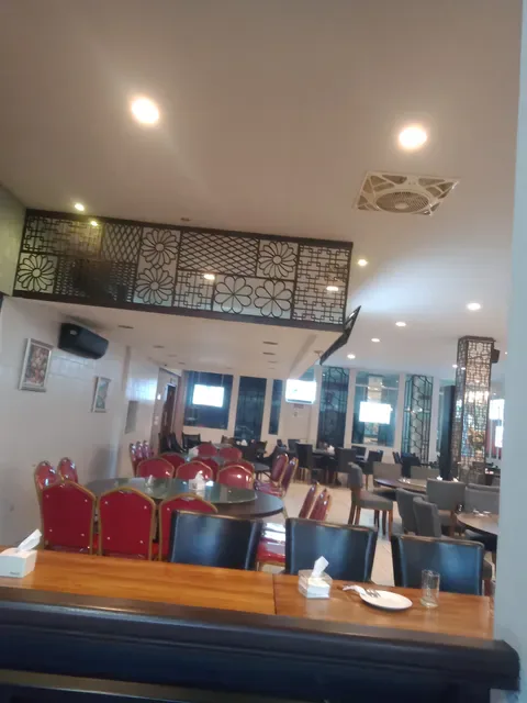 Uang Uang Restaurant