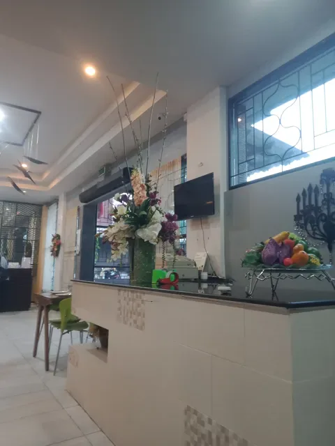 Uang Uang Restaurant