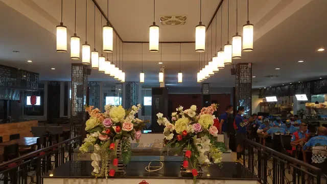 Uang Uang Restaurant
