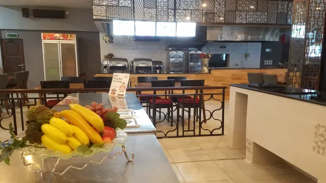 Uang Uang Restaurant