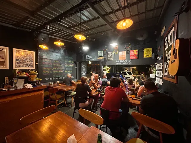 Vietnamese Minnie Warung