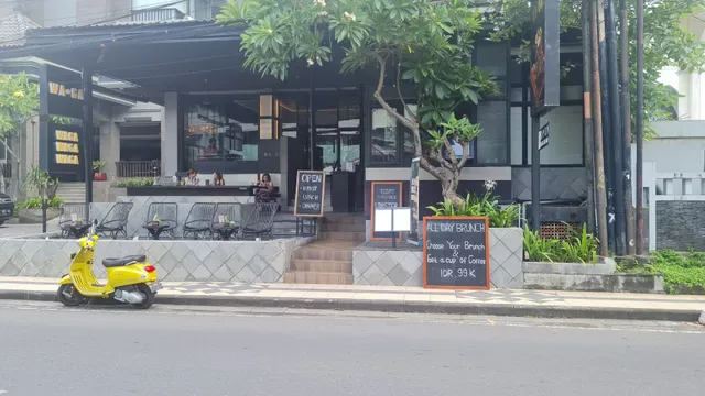 WAGA KUTA BALI (fka Dip Dock Grill & Bar)