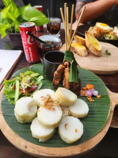 WAGA KUTA BALI (fka Dip Dock Grill & Bar)