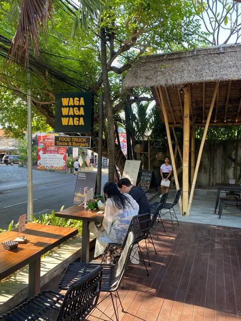 Waga Waga Waga Foodtruck - Burgers, Sandwiches, Tacos