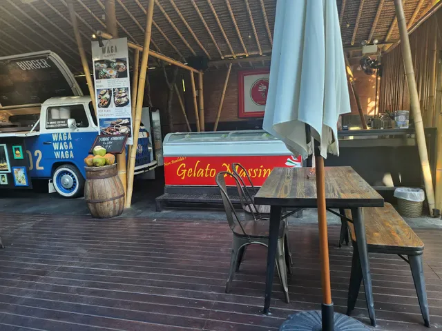 Waga Waga Waga Foodtruck - Burgers, Sandwiches, Tacos