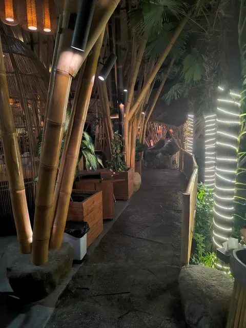 Wanaku Seafood & Chinese Restaurant