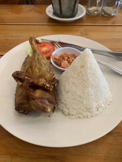 Waroeng Telagas (Live Seafood)