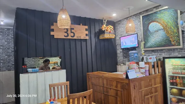 Warung 35