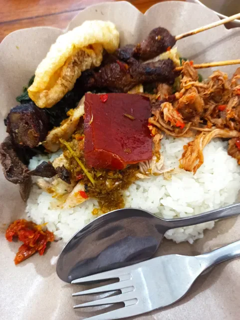 Warung Babi Guling Bu Made