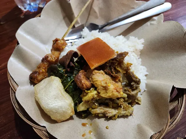 Warung Babi Guling Men Gede