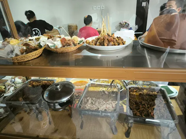 Warung Babi Guling Pak Malen