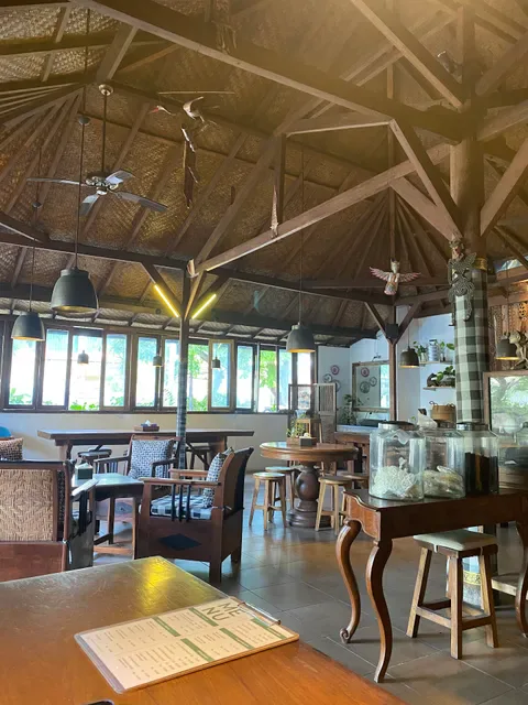 Warung Bali Bambu Sari