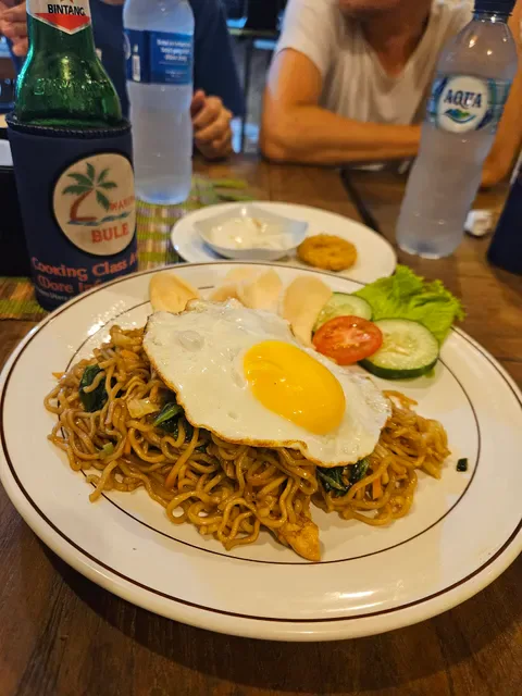 Warung Bule