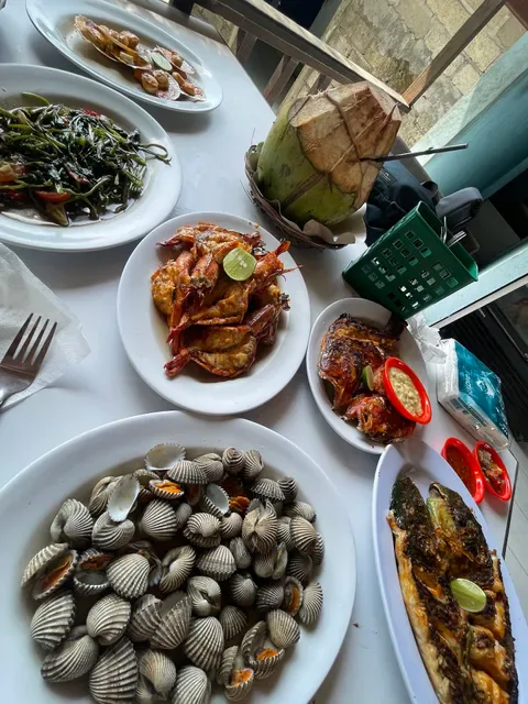 Warung Hawaii Grill Seafood