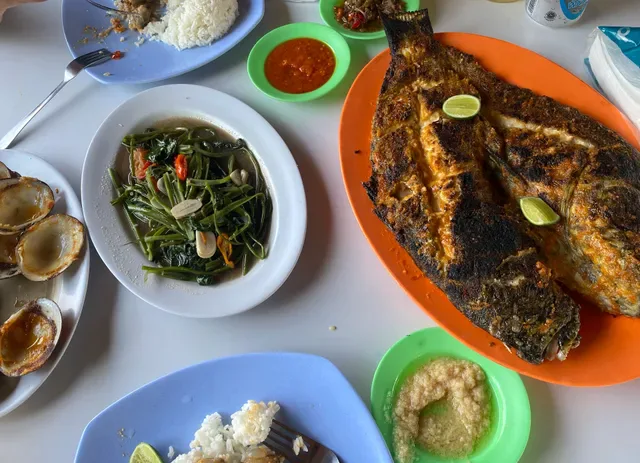 Warung Hawaii Grill Seafood