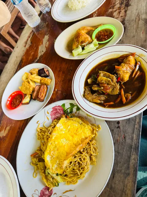 Warung Kampung Indonesian Restaurant