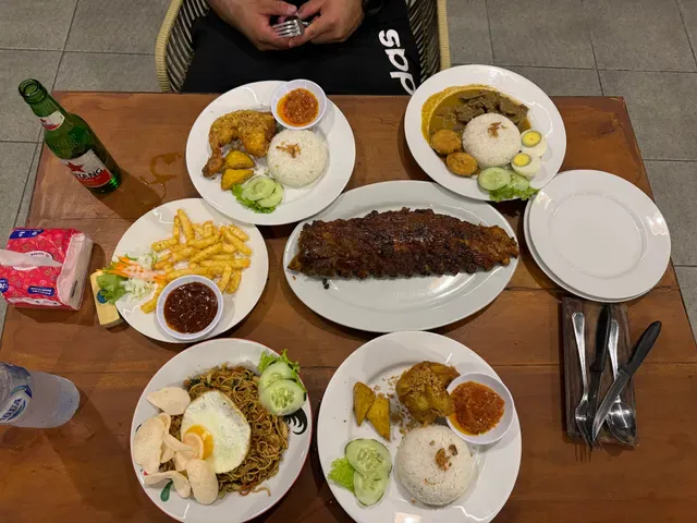Warung Leka - Leka