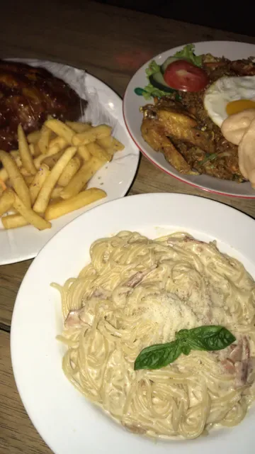 Warung Leka - Leka
