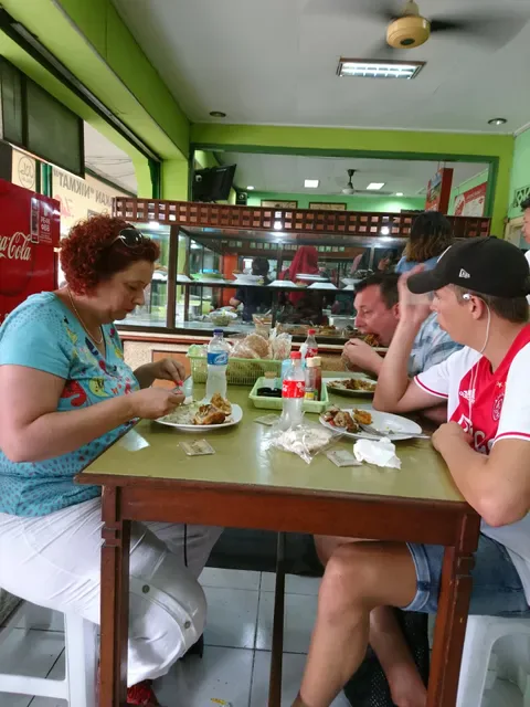 Warung Makan Nikmat halal
