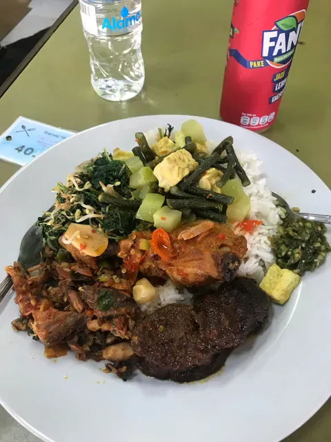 Warung Makan Nikmat halal
