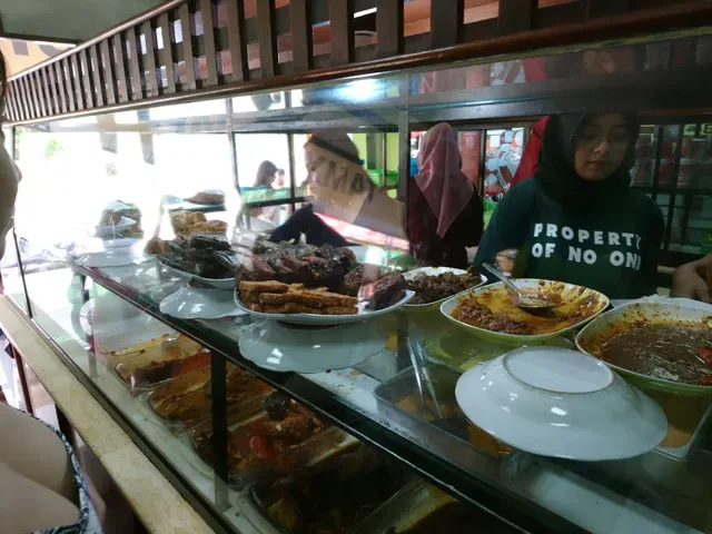 Warung Makan Nikmat halal