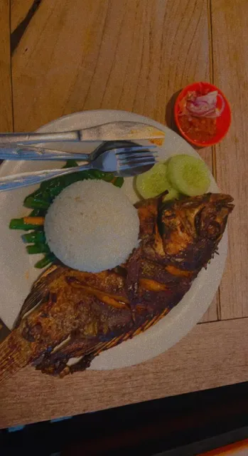 Warung Murah Double Six