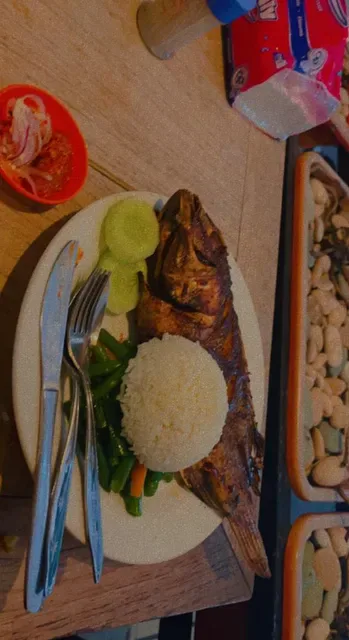 Warung Murah Double Six