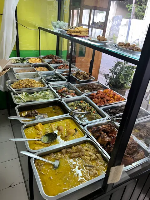 Warung Muslim Podomoro