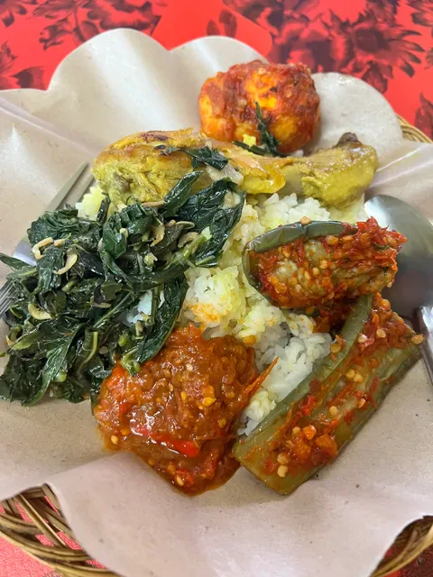 Warung Muslim Podomoro