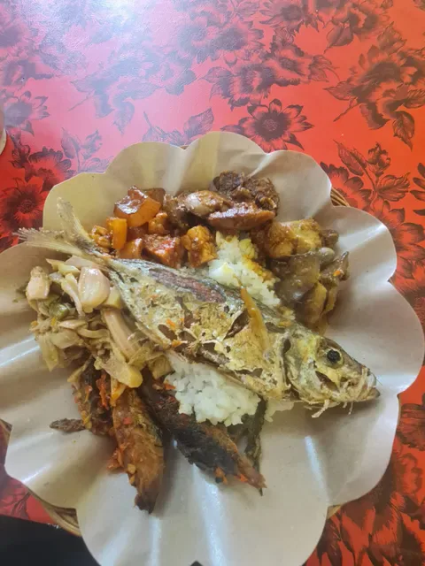 Warung Muslim Podomoro