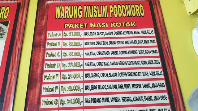 Warung Muslim Podomoro