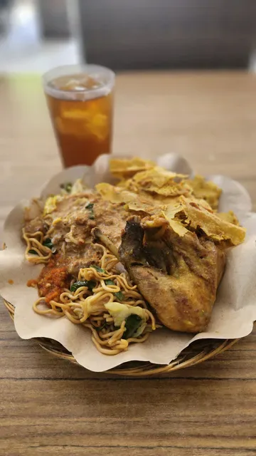 Warung Nasi Pecel Bu Tinuk Restaurant