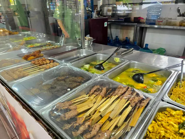 Warung Nasi Pecel Bu Tinuk Restaurant