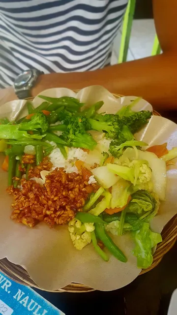 Warung Nauli
