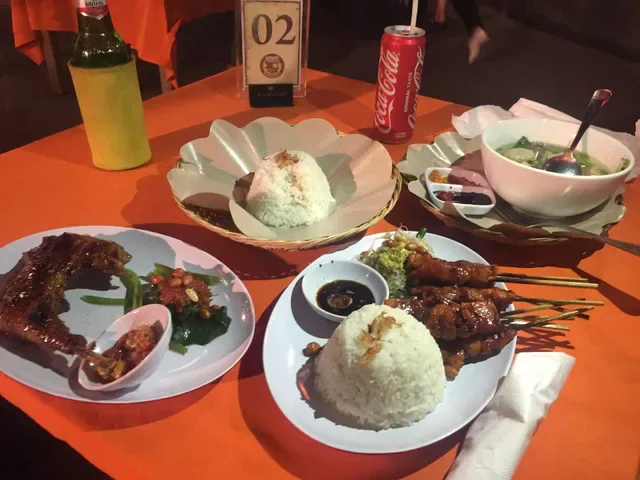 Warung Senggol Truntum