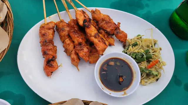 Warung Senggol Truntum