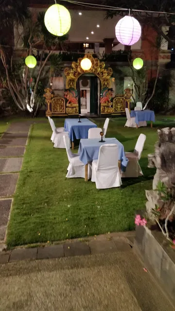 Warung Senggol Truntum