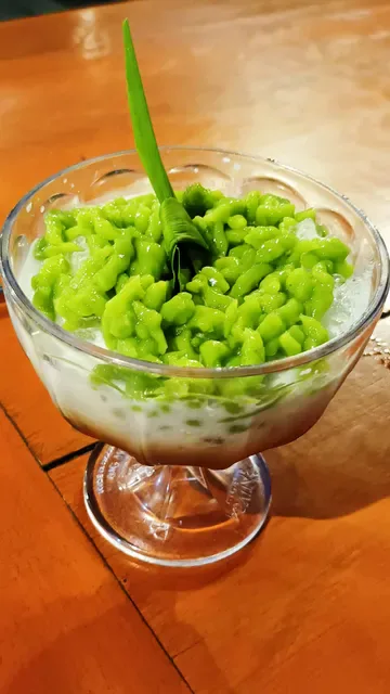 Warunk Cuci Mata