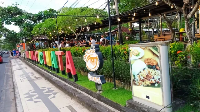 Warunk Cuci Mata